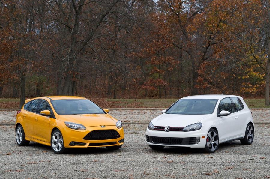 Ford Focus ST 2013 года  (фото 19 из 92)